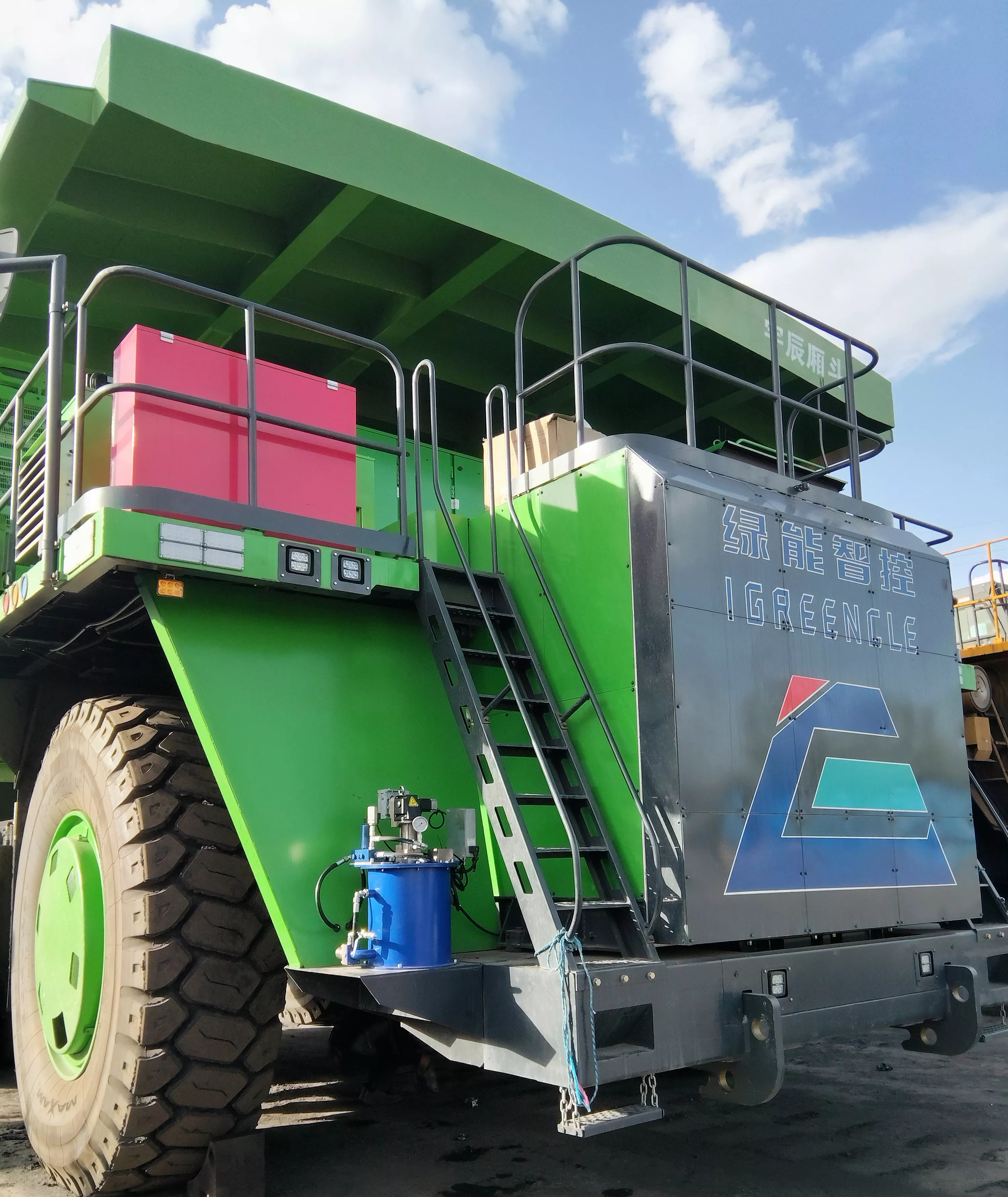 Application of single line lubrication system